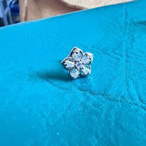 BodyArtForms Crystal and Stainless Steel Flower Threaded Earring for Piercing